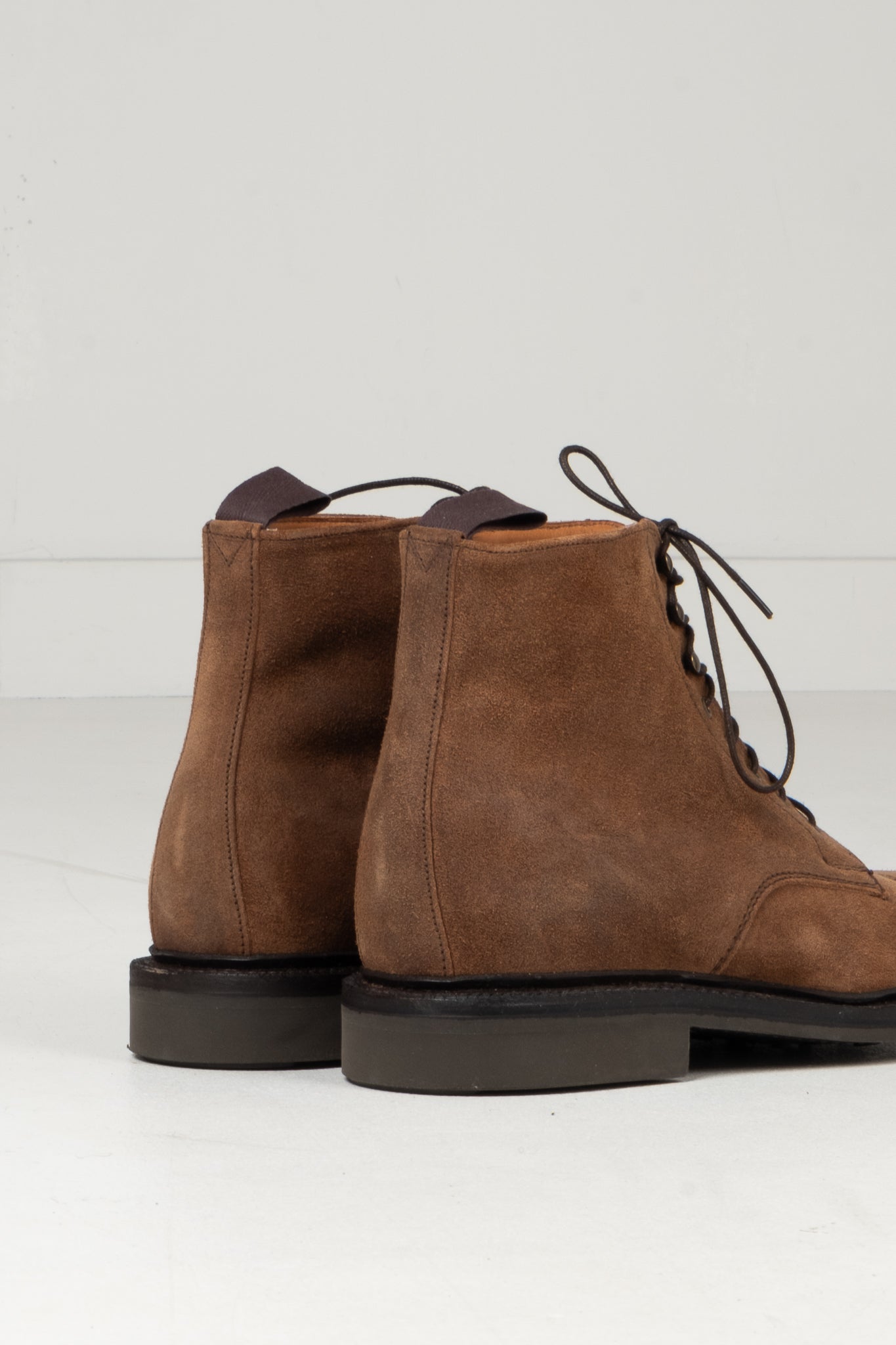 Craig Derby Boot - Snuff Waxed Suede