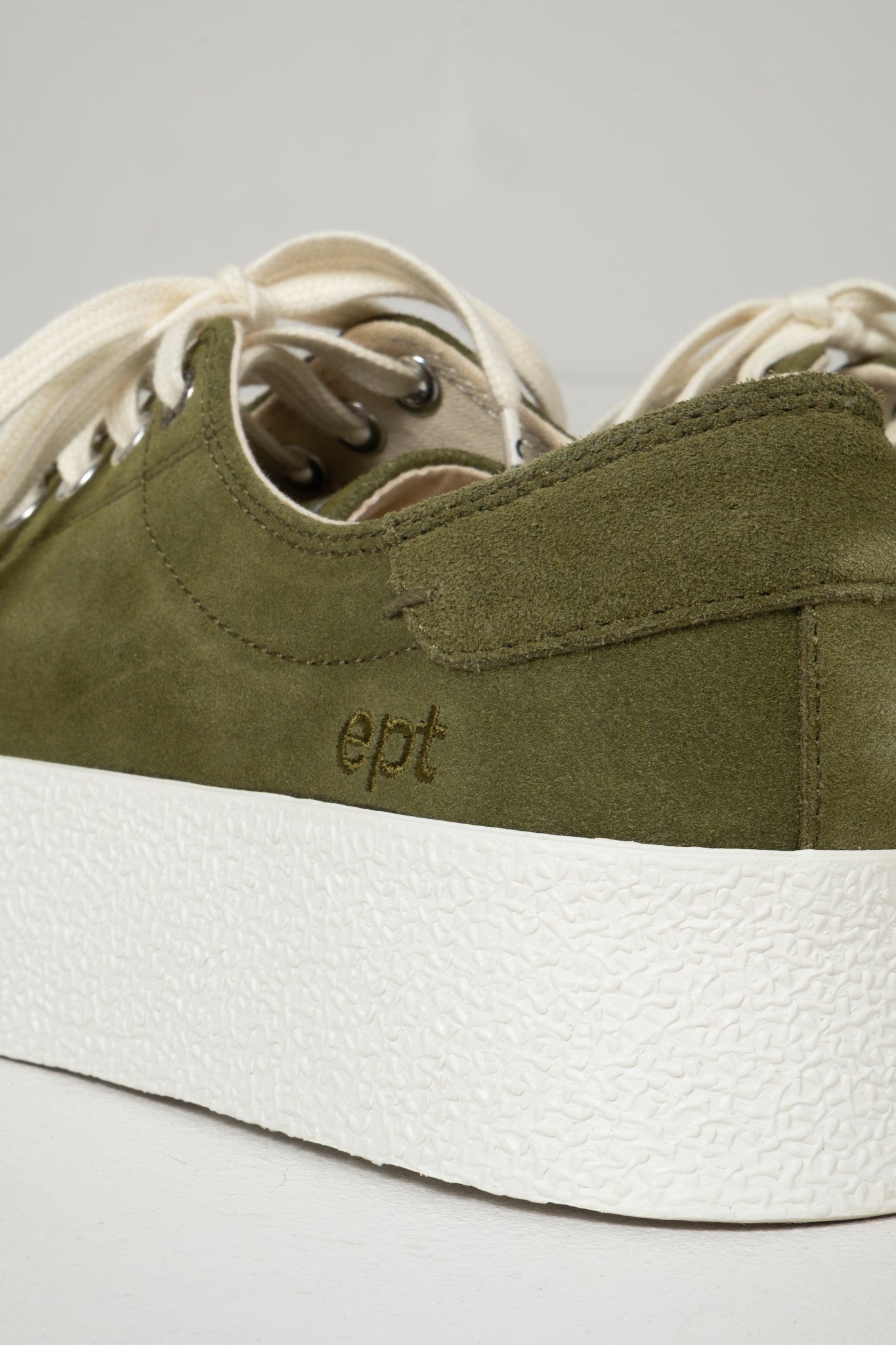 'Dive' Suede - Olive