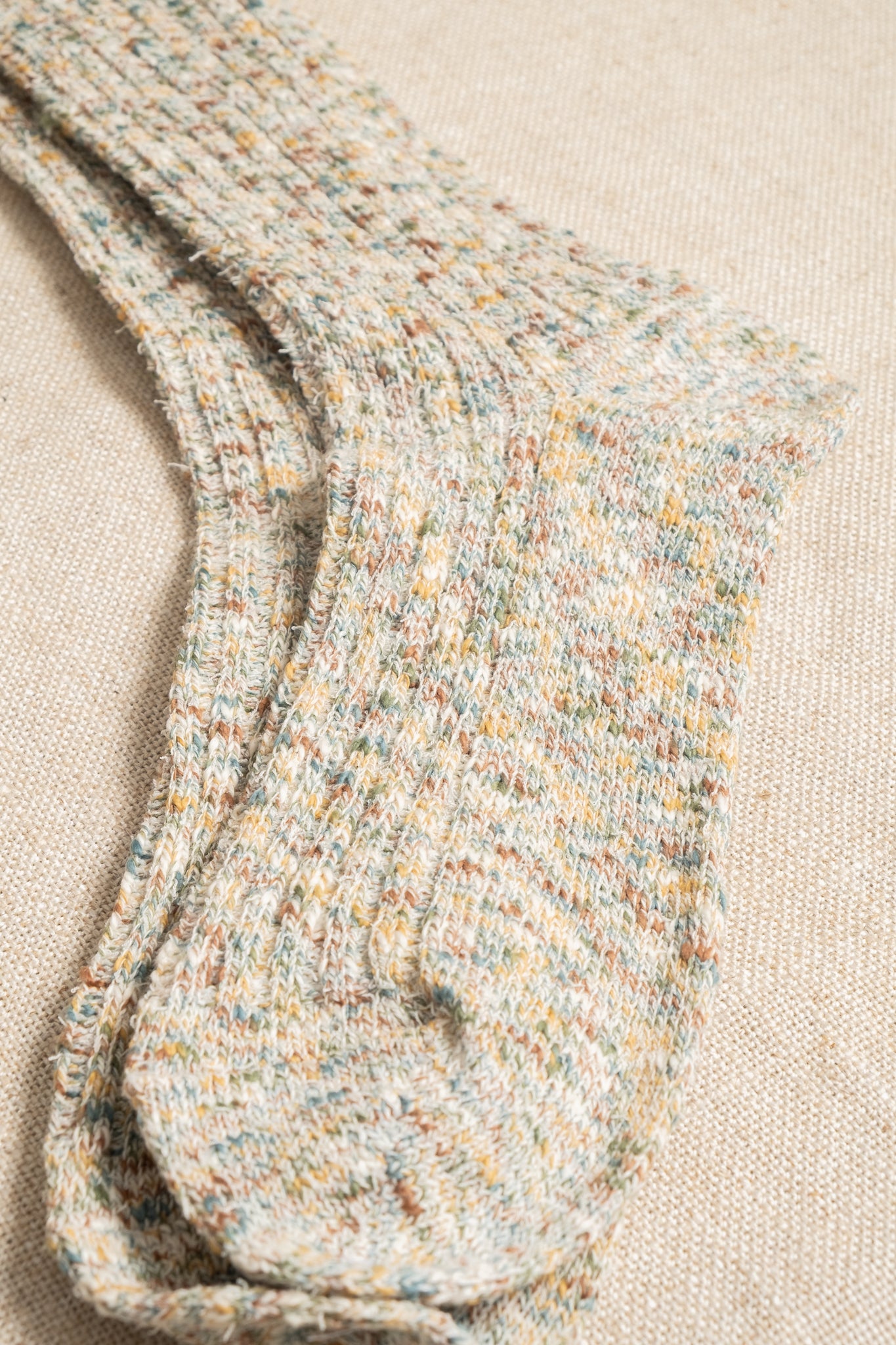 Homespun Art Yarn Crew - Khaki