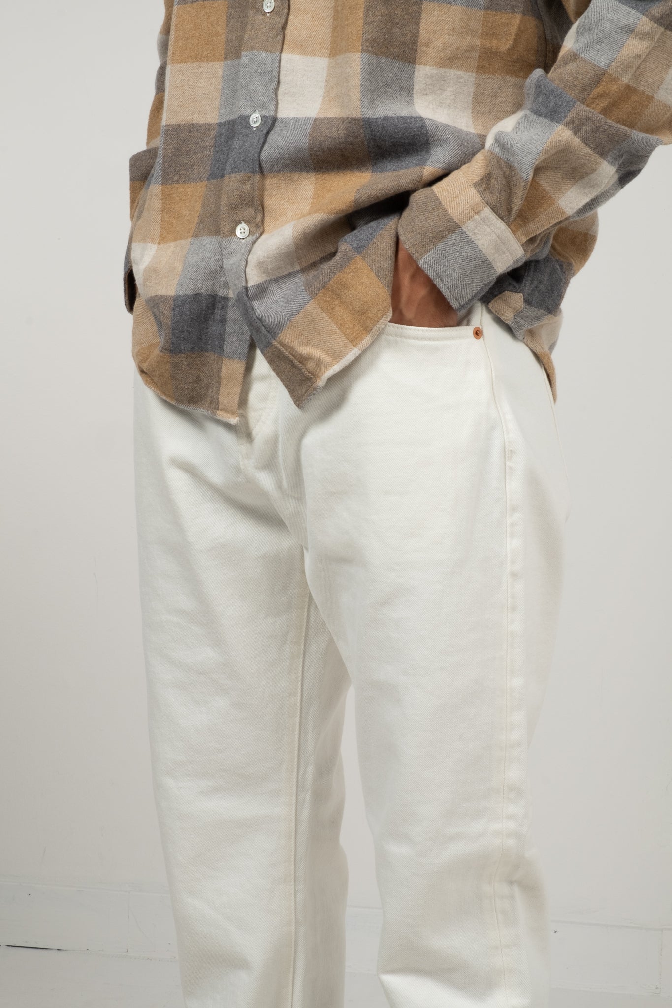 M5 Organic Ecru Selvedge - Stonewash