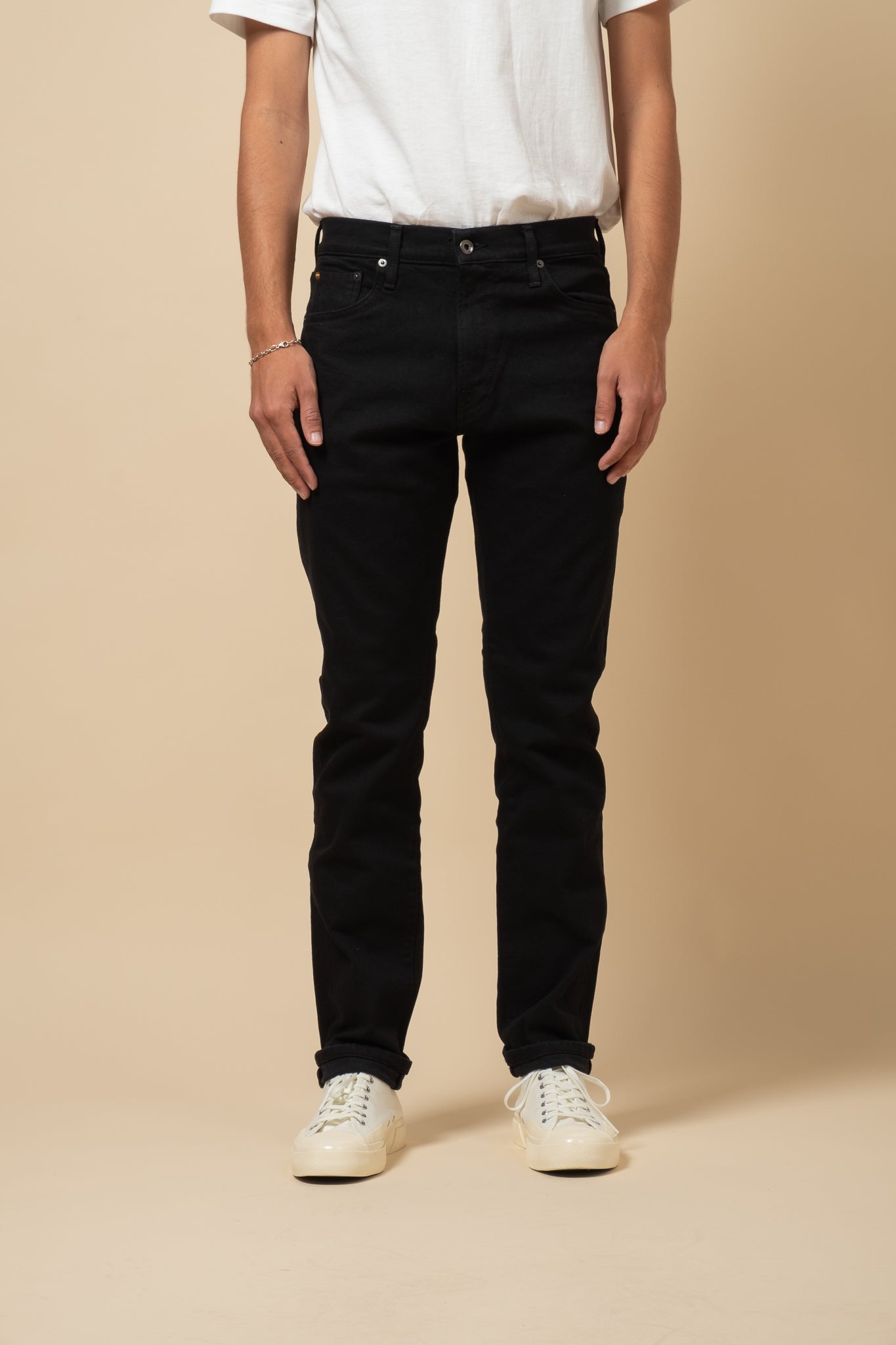 M7 Comfort Organic Black Black - Rinsed