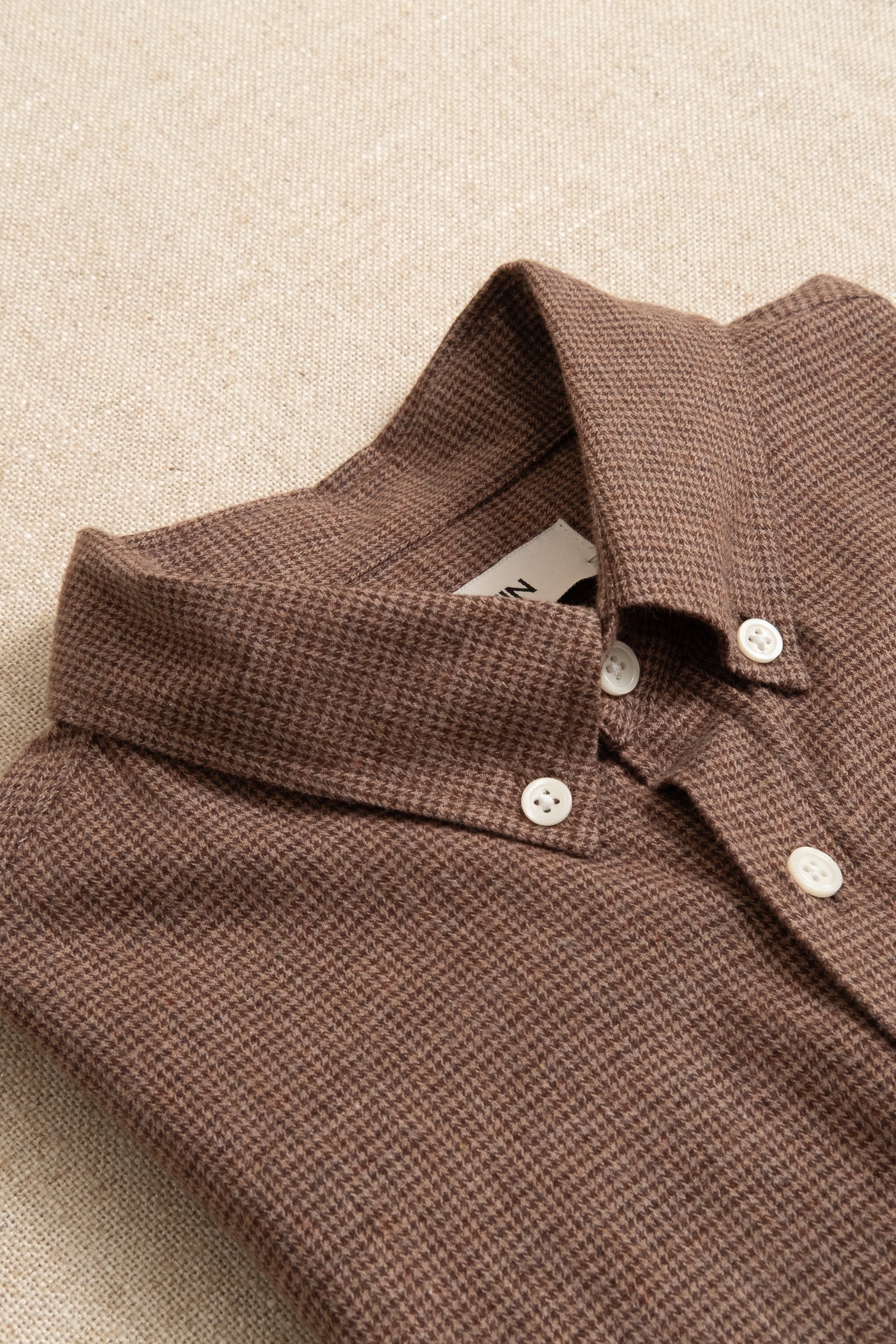 Raeburn Houndstooth Button Down - Taupe