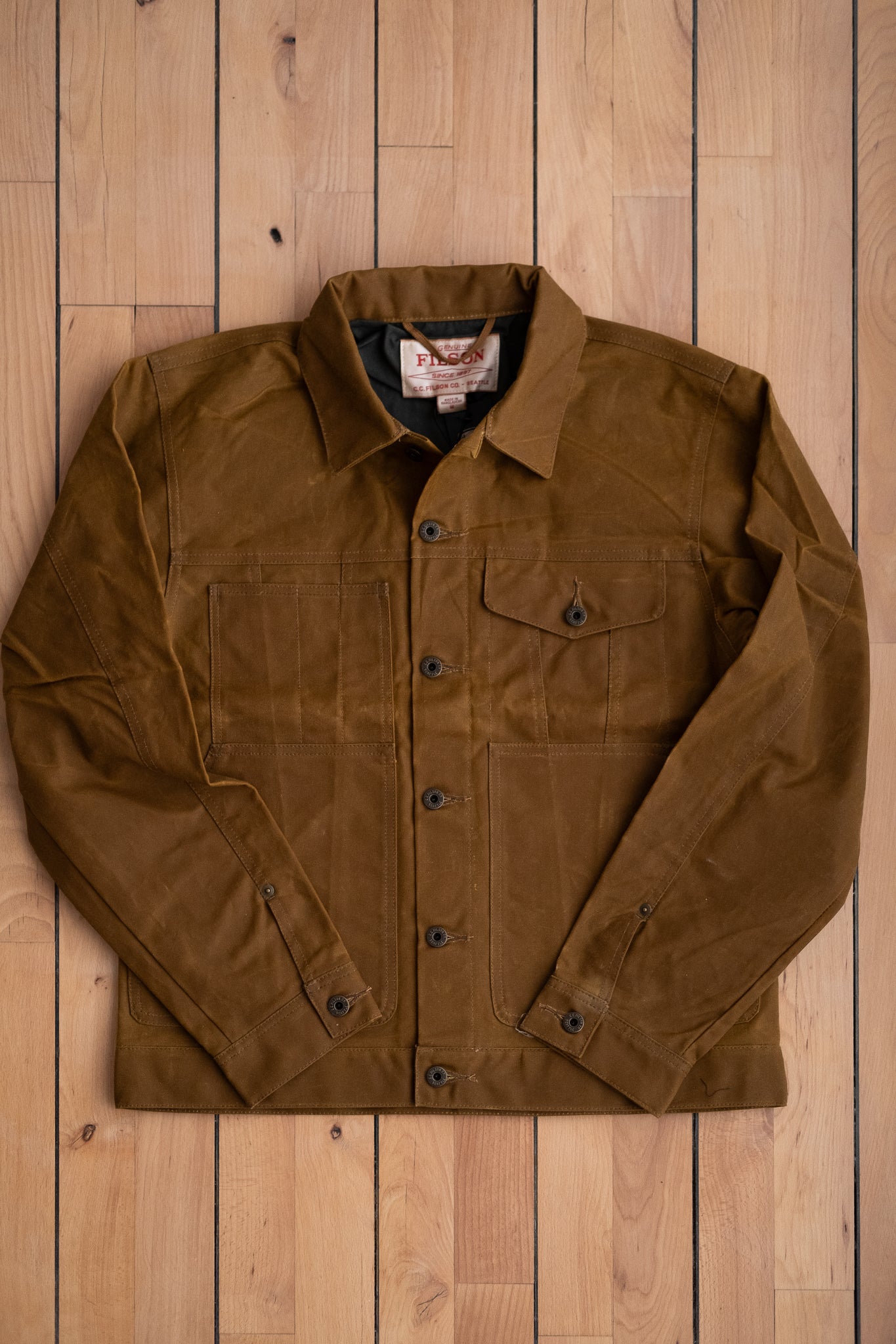 Filson Short Cruiser Jacket Lined - Dark Tan – Circle of Friends Shop