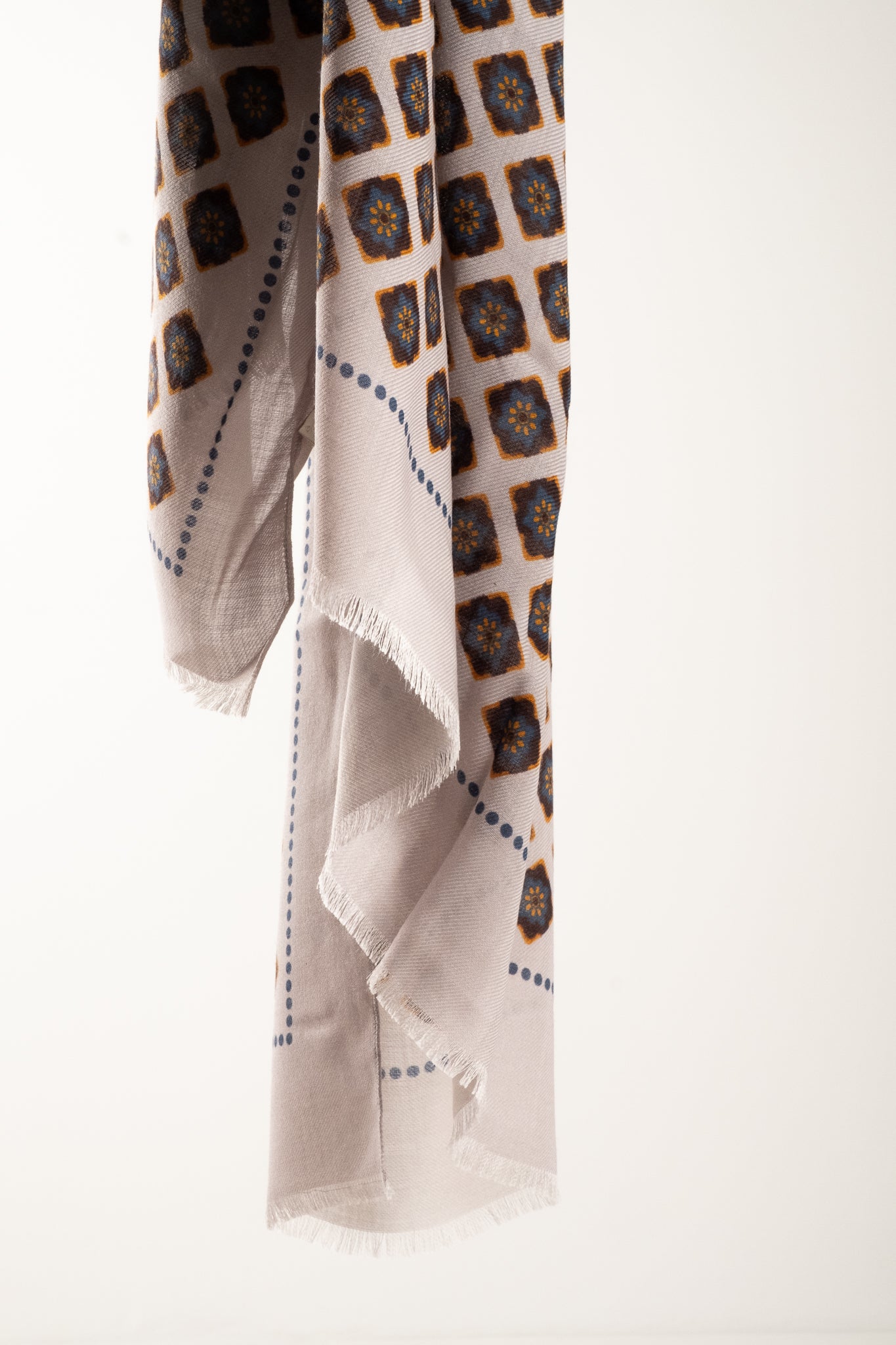 Virgin Wool Scarf - Grey Pattern
