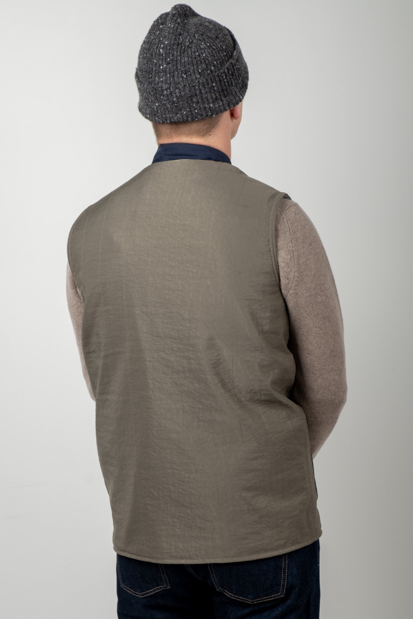 Gladsmuir Vest - Sage Green