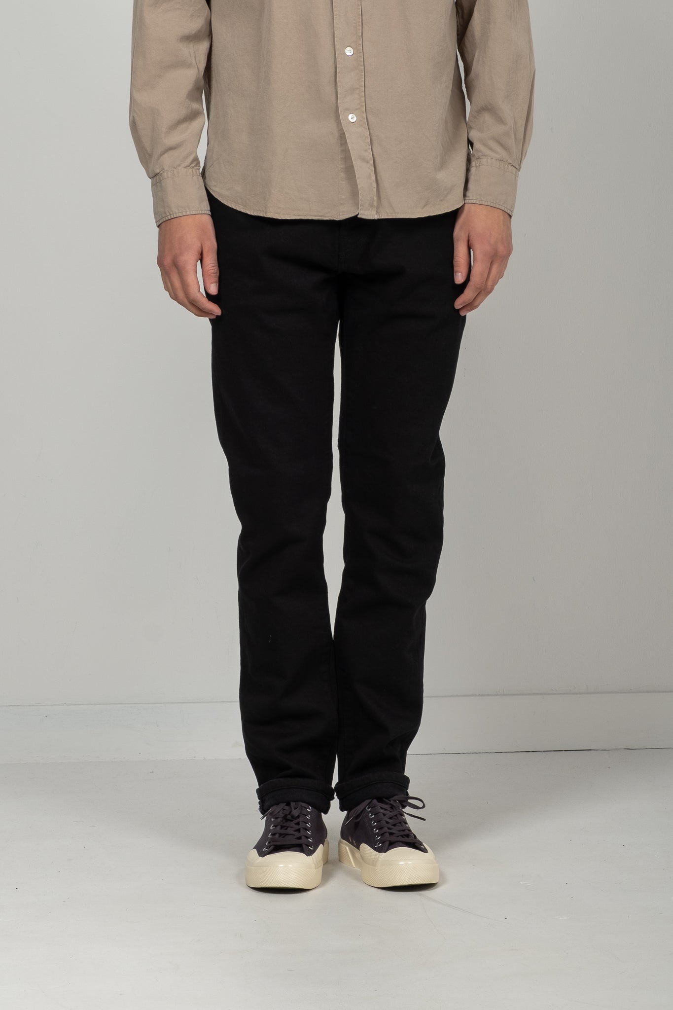 M7 Comfort Organic Black Black - Rinsed