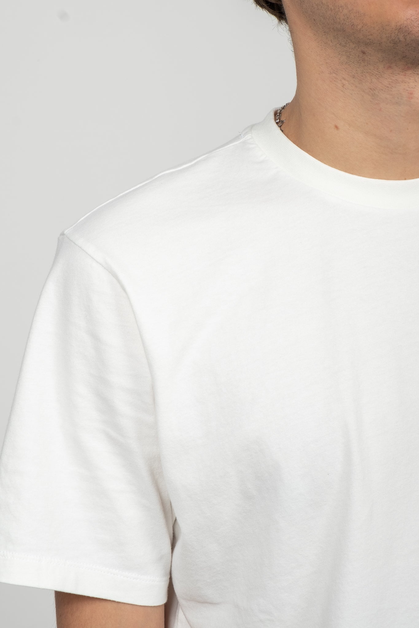 Roundneck T-Shirt Peach Jersey - White