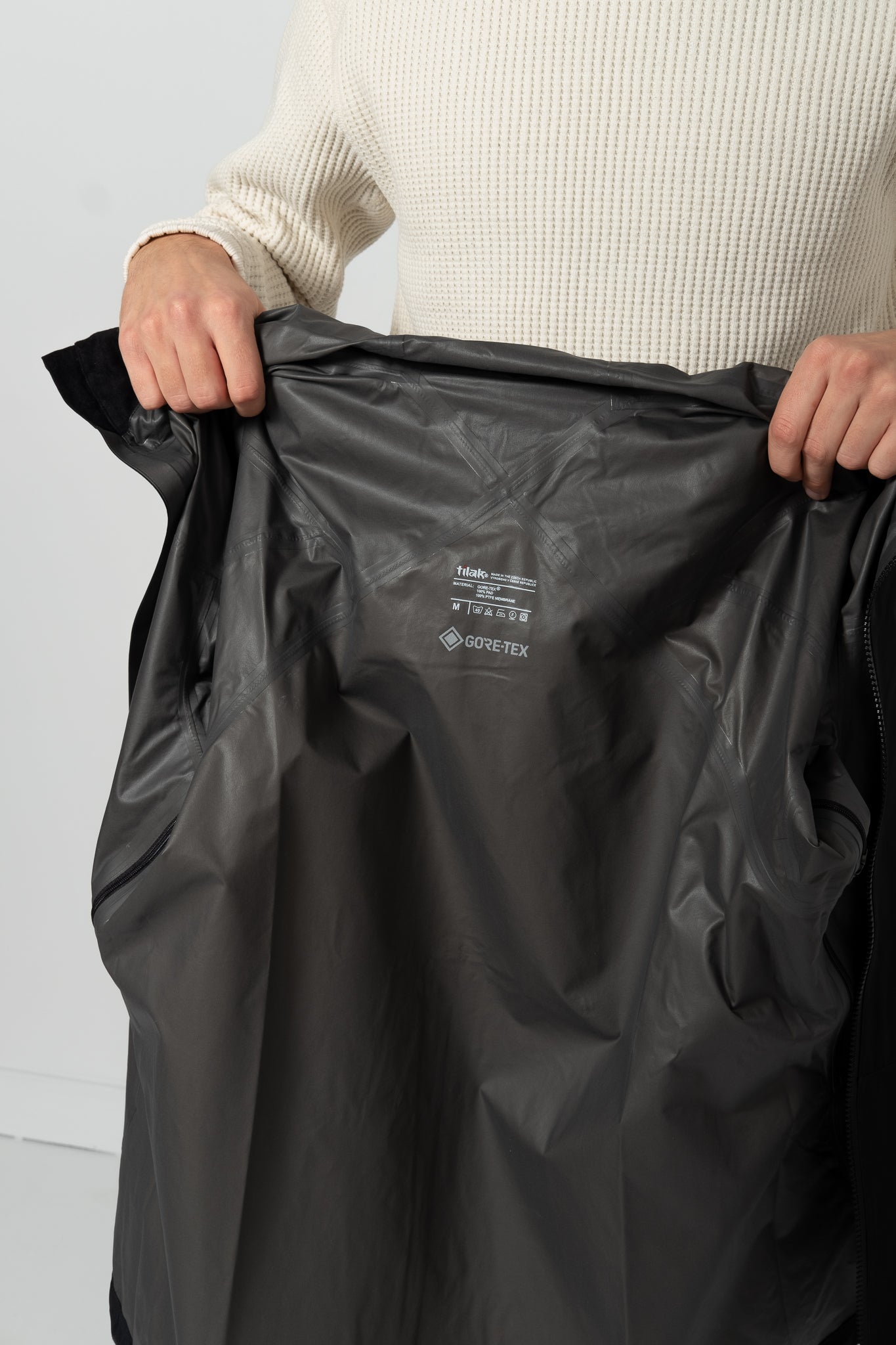 Stinger MiG Paclite - Black