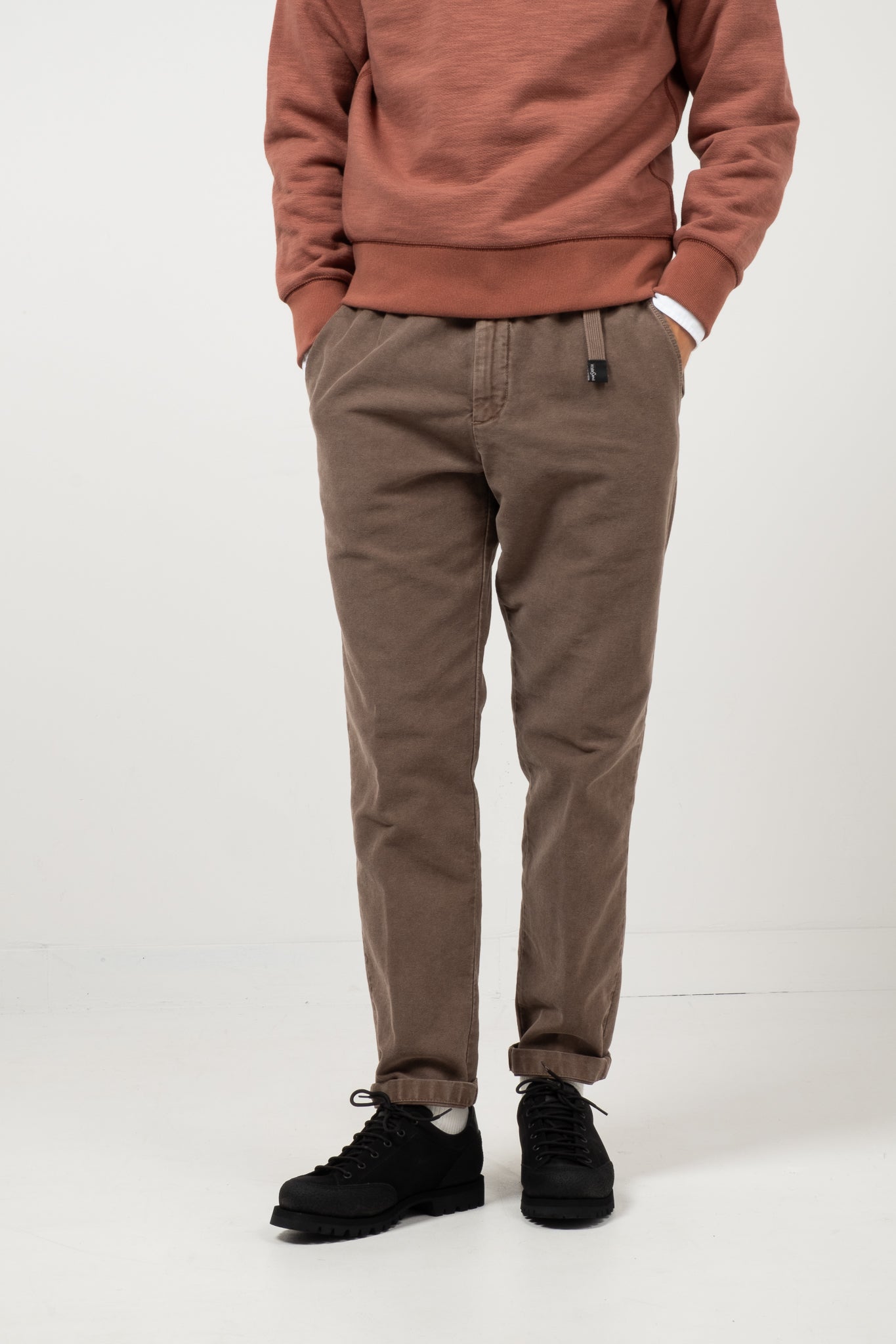 Belted Washed Twill Chino - Brown