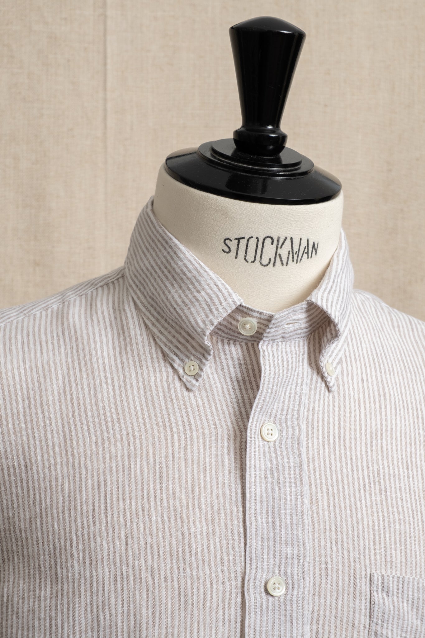 Button Down Linen - Flax x White