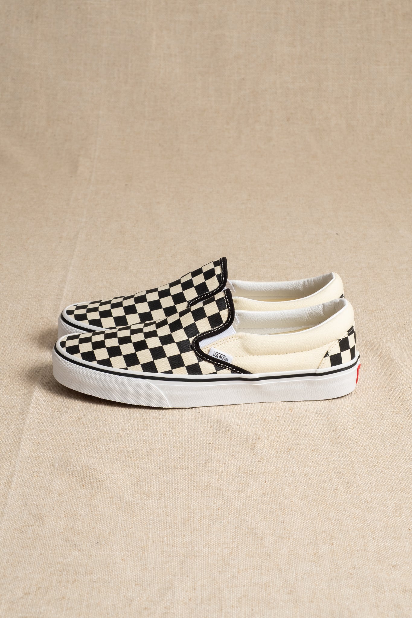Classic Slip On - Black x White