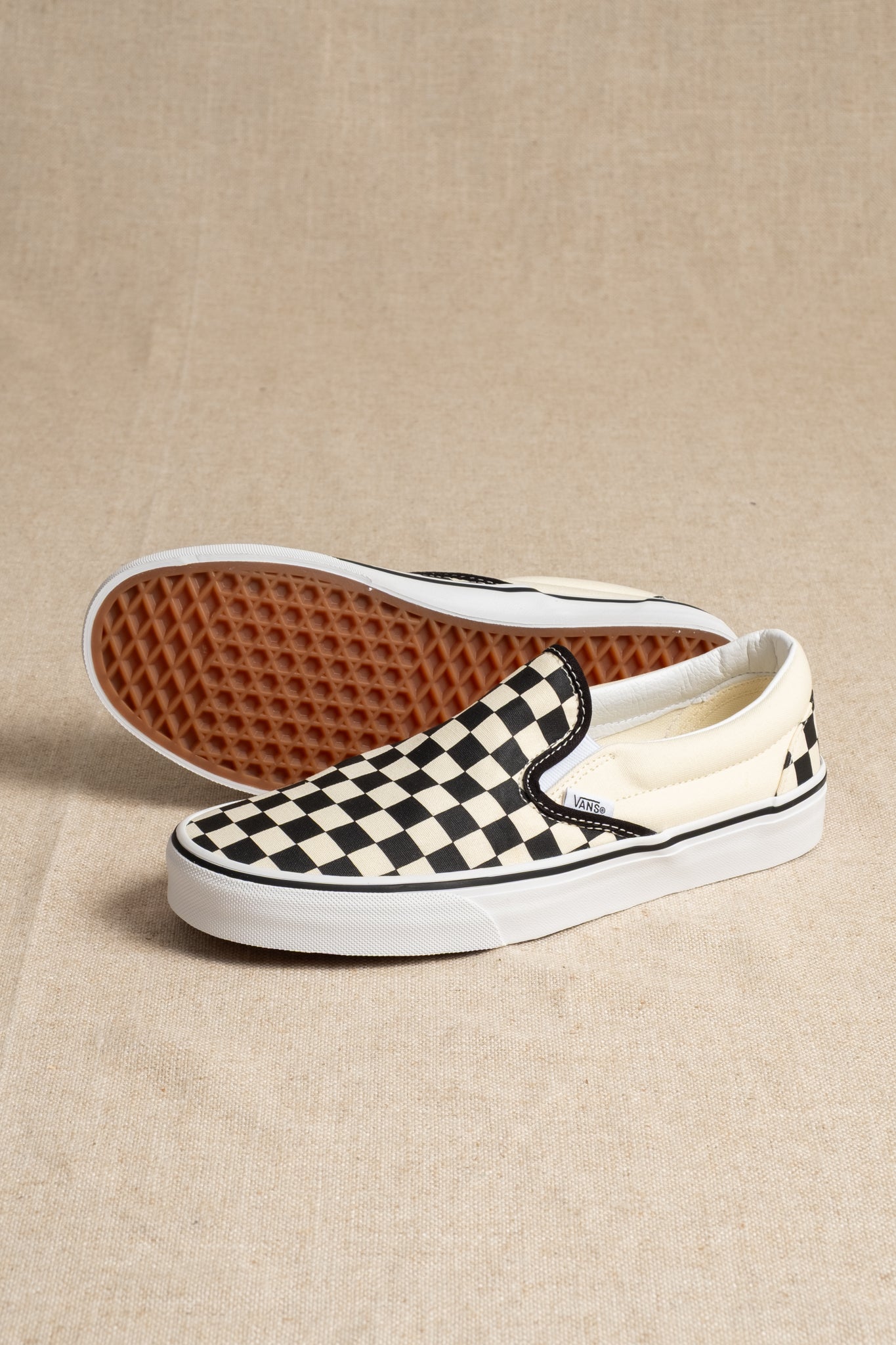 Classic Slip On - Black x White