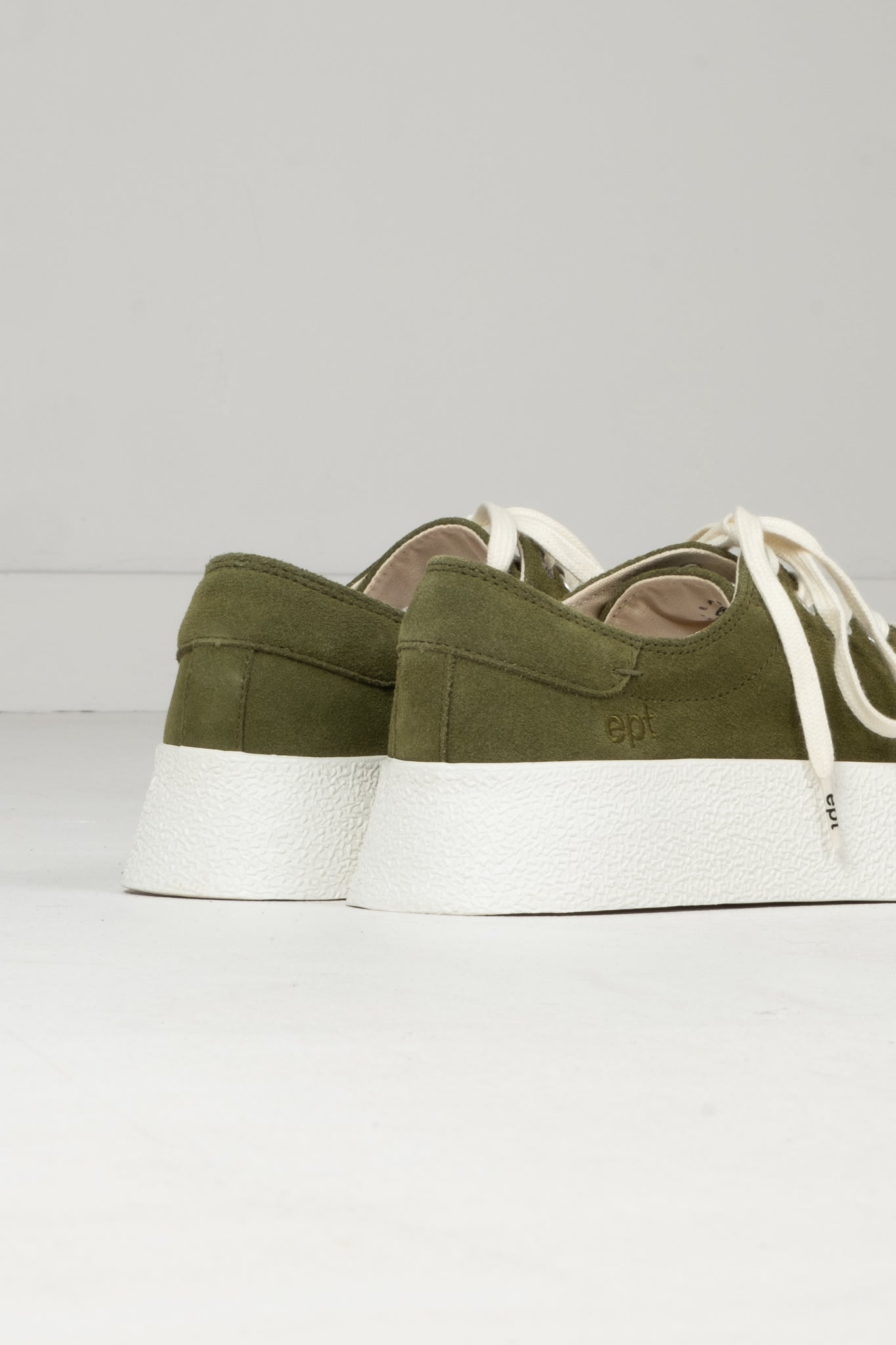 'Dive' Suede - Olive
