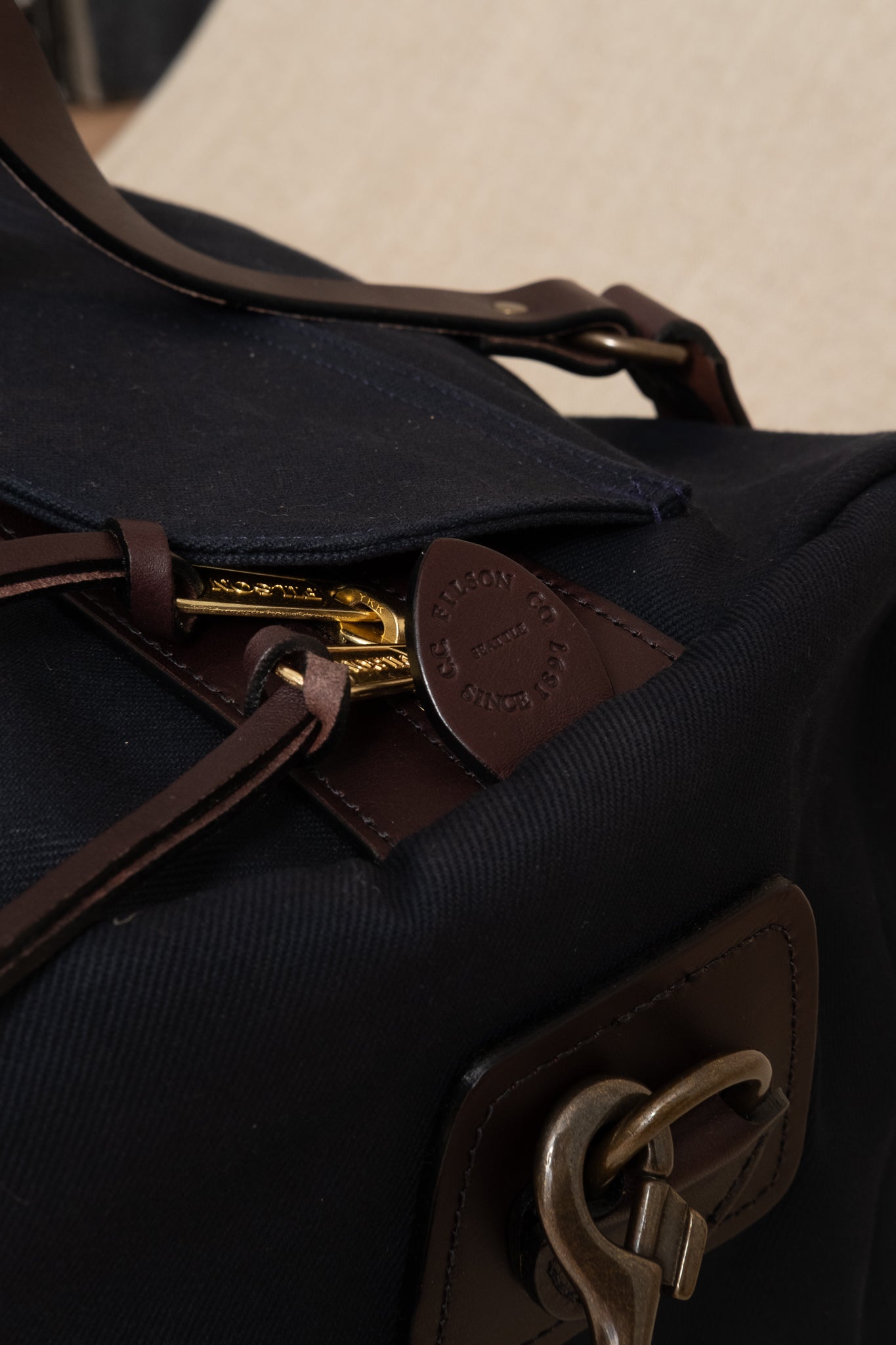 Rugged Twill Duffle Bag Medium - Navy