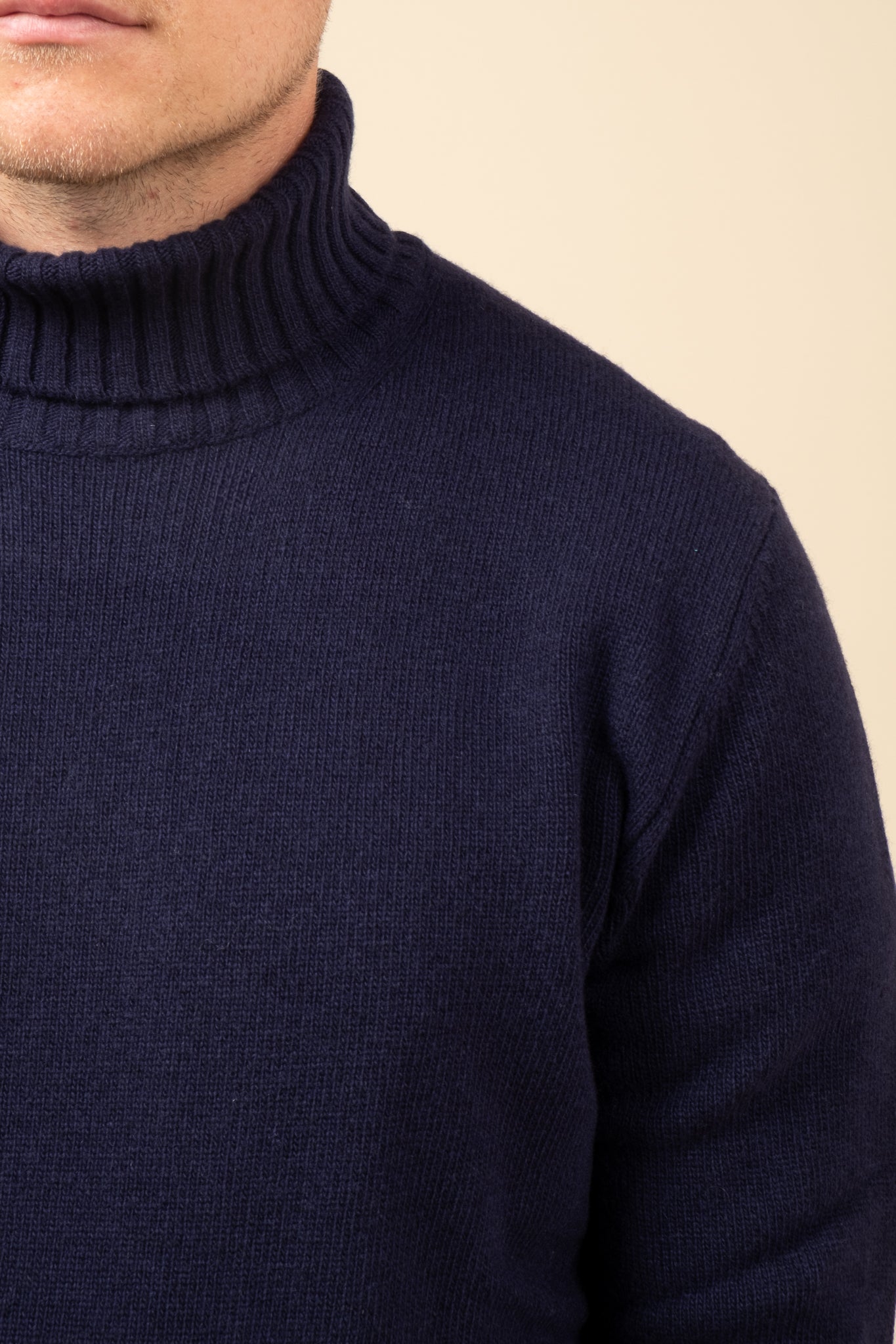 Merino Cashmere Roll Neck - Navy