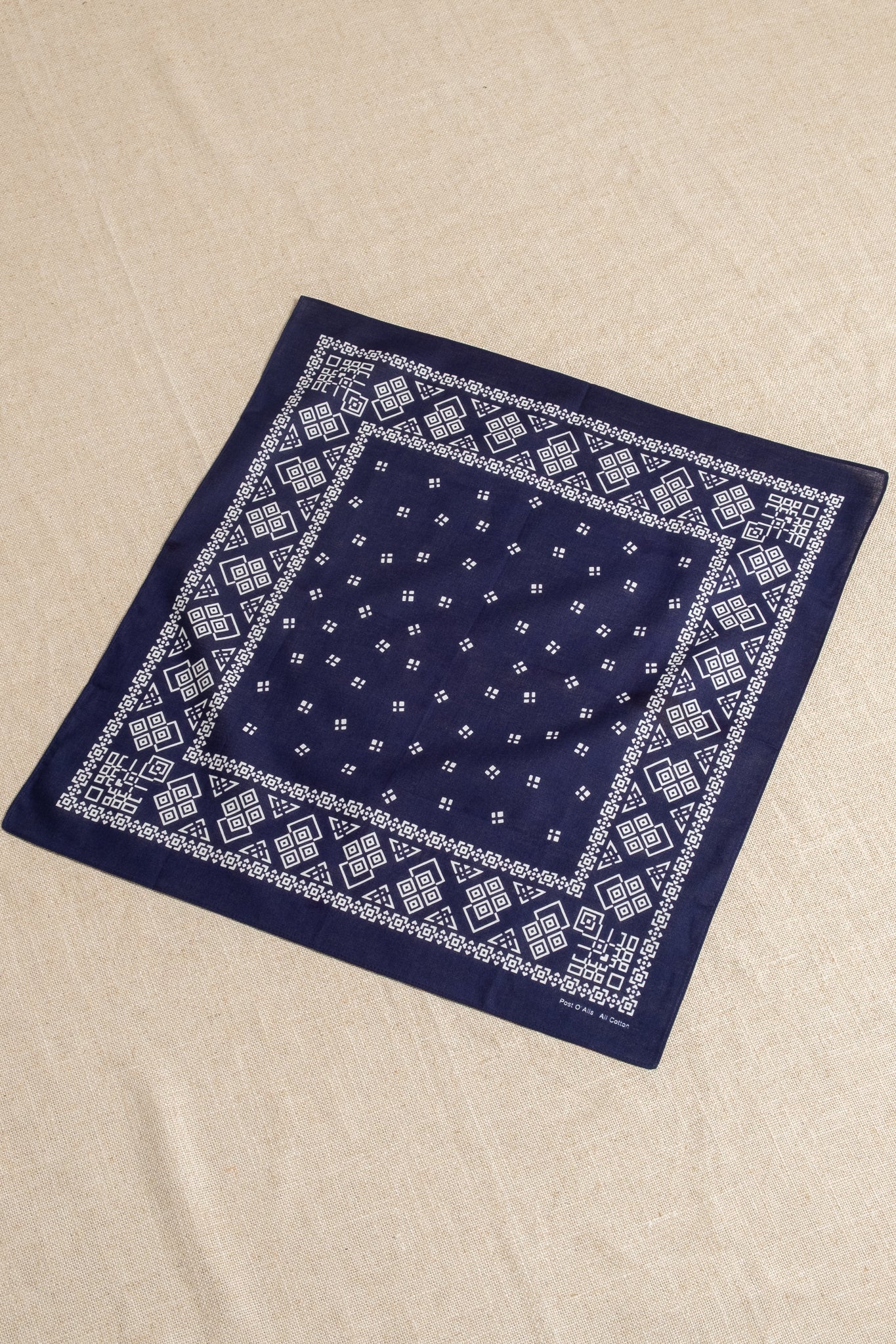 POST Hankie - Navy
