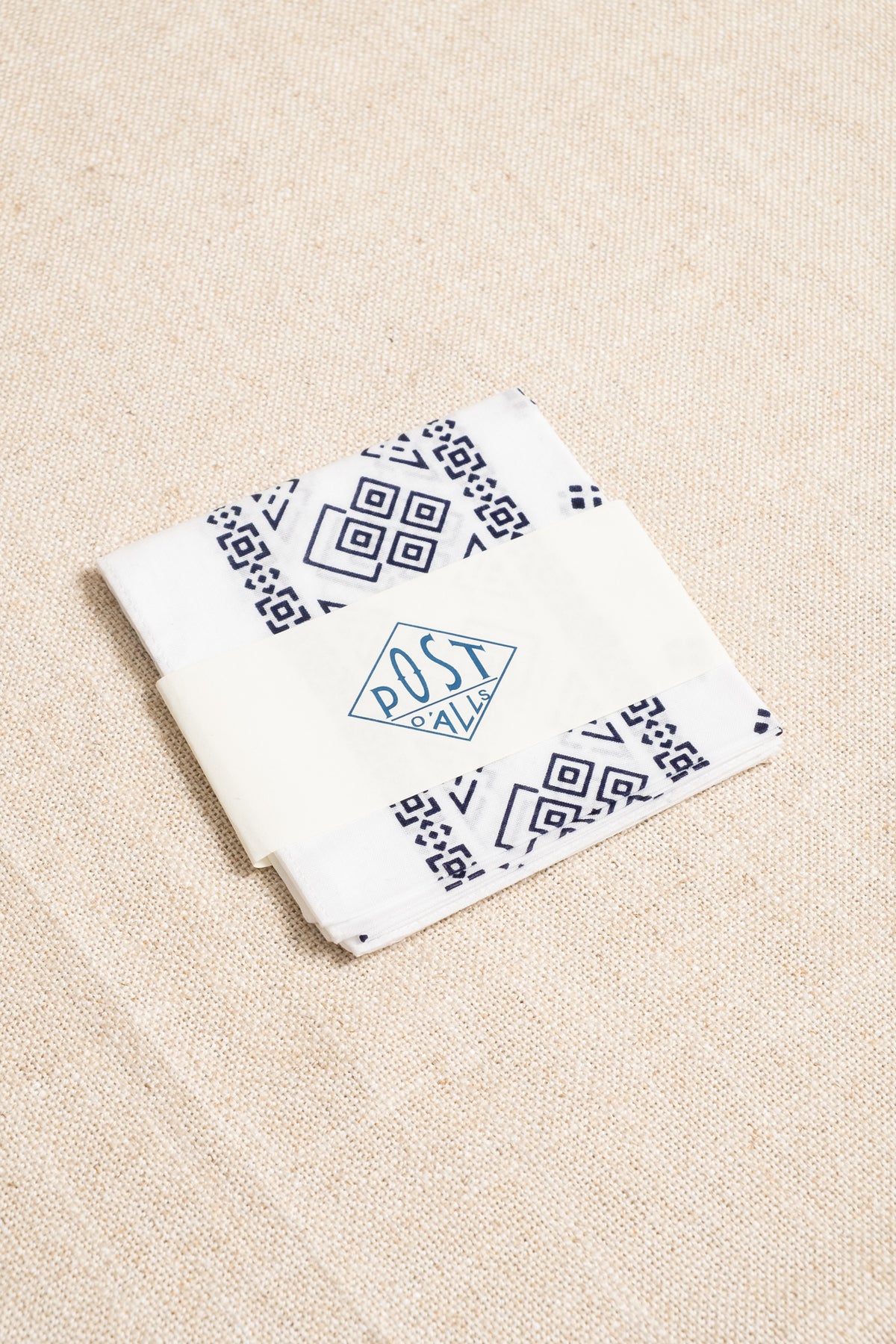 POST Hankie - White