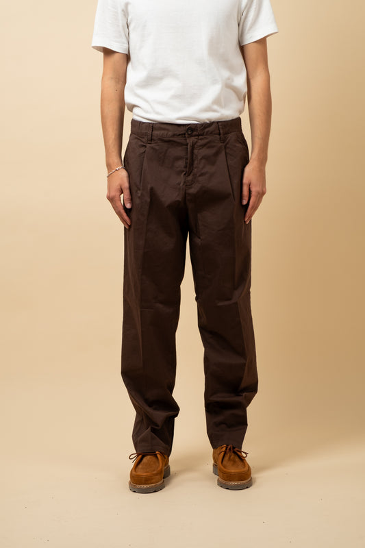 Pleated Twill Chino - Café