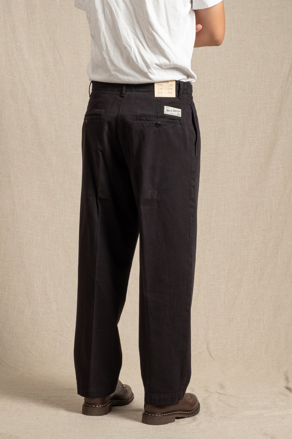 Pleated Twill Pants - Deep Black