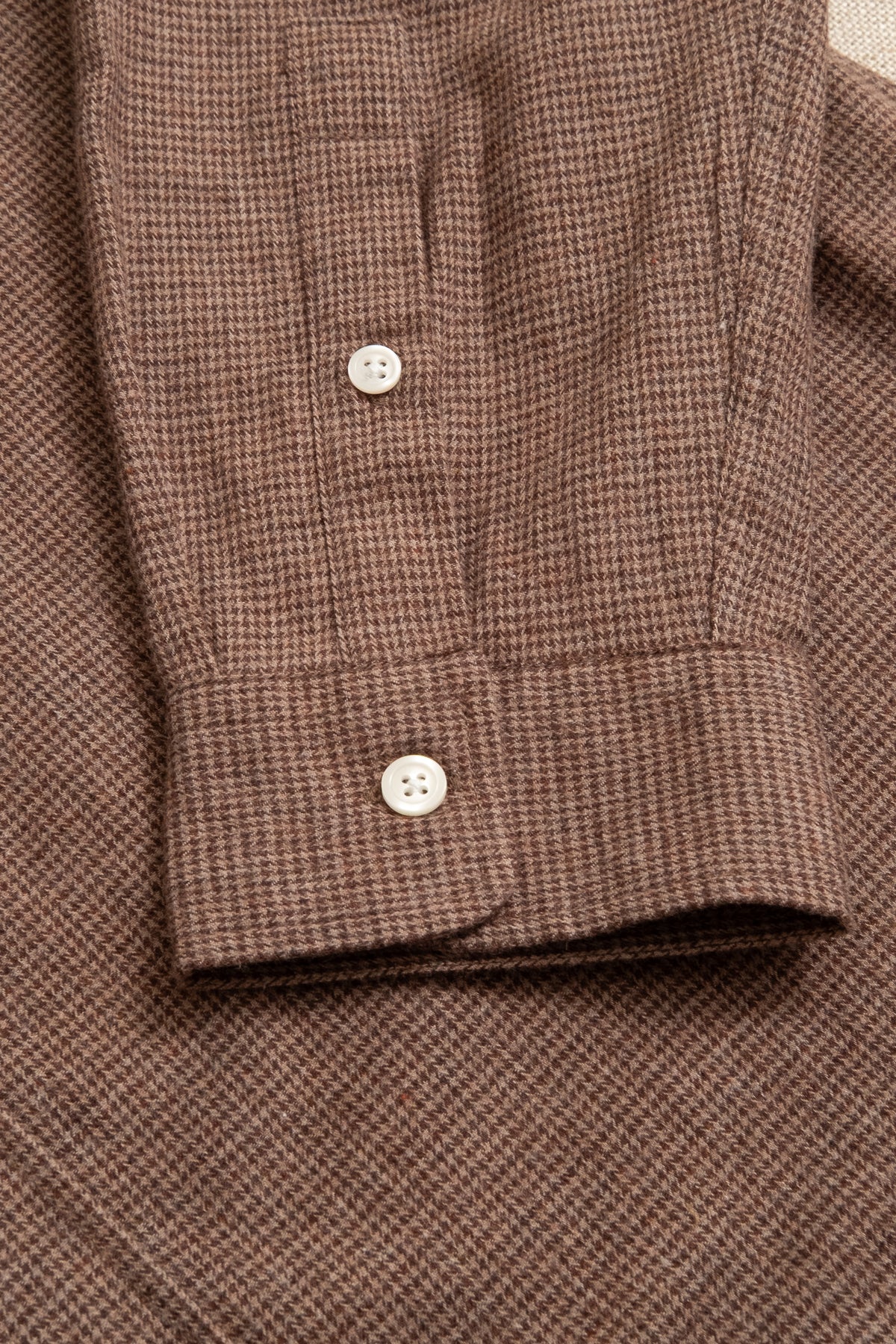 Raeburn Houndstooth Button Down - Taupe