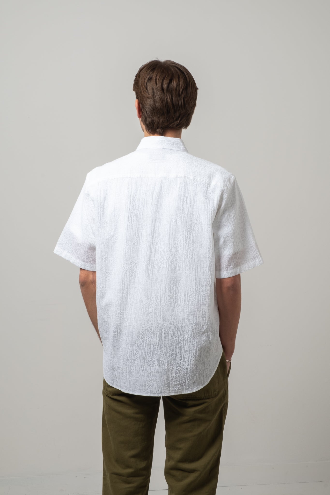 Standard Short Sleeve Seersucker - Solid White