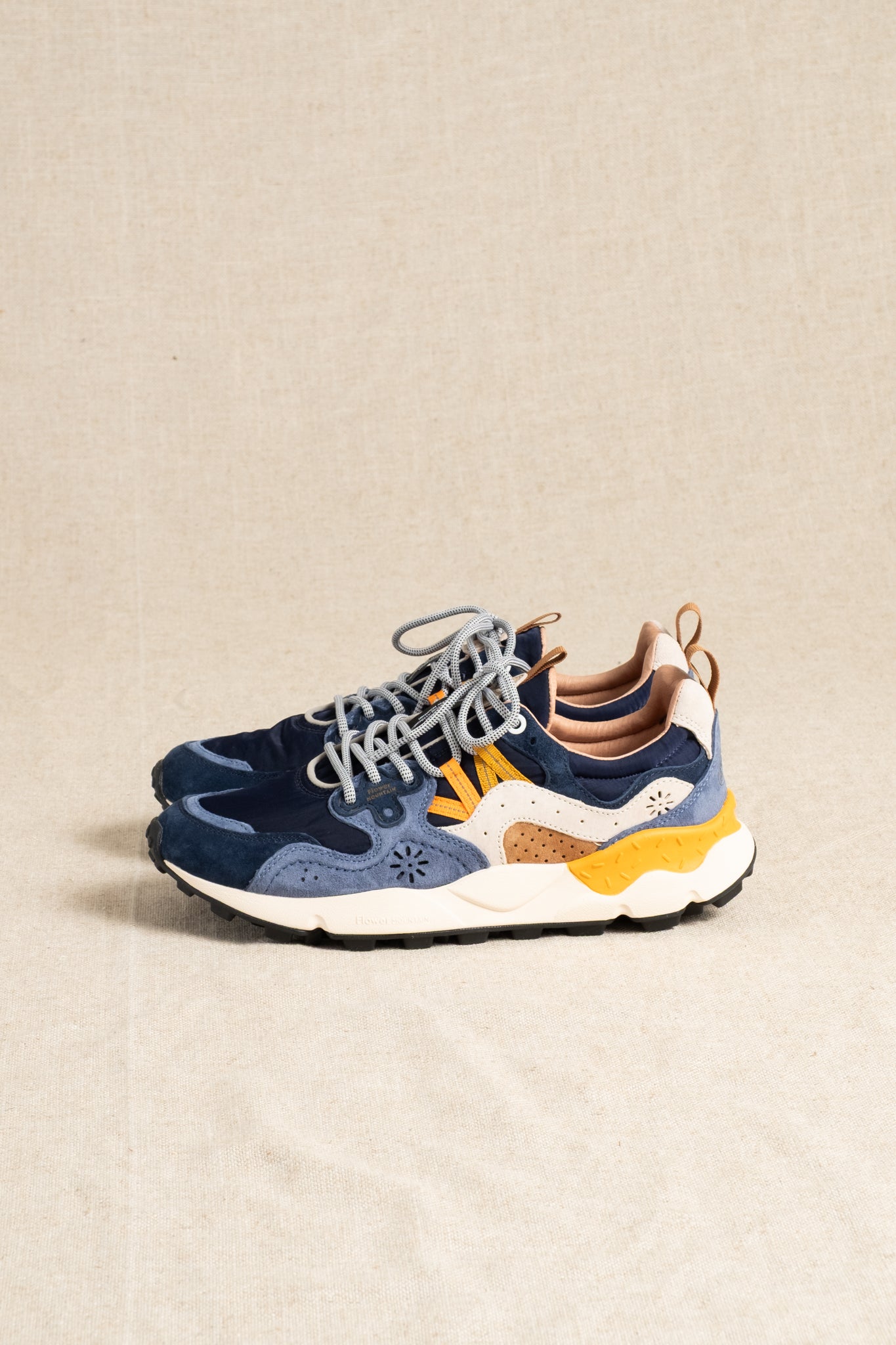 Yamano 3 - Light Navy x Mustard